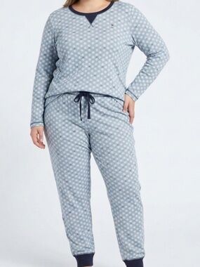 Tommy Hilfiger Womens 2-Pc. Printed Thermal Snowflake Geo Mountain Spring M